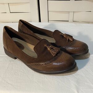 Earth Scarlet Dark Brown Tassel Loafers Women’s Size 8 B